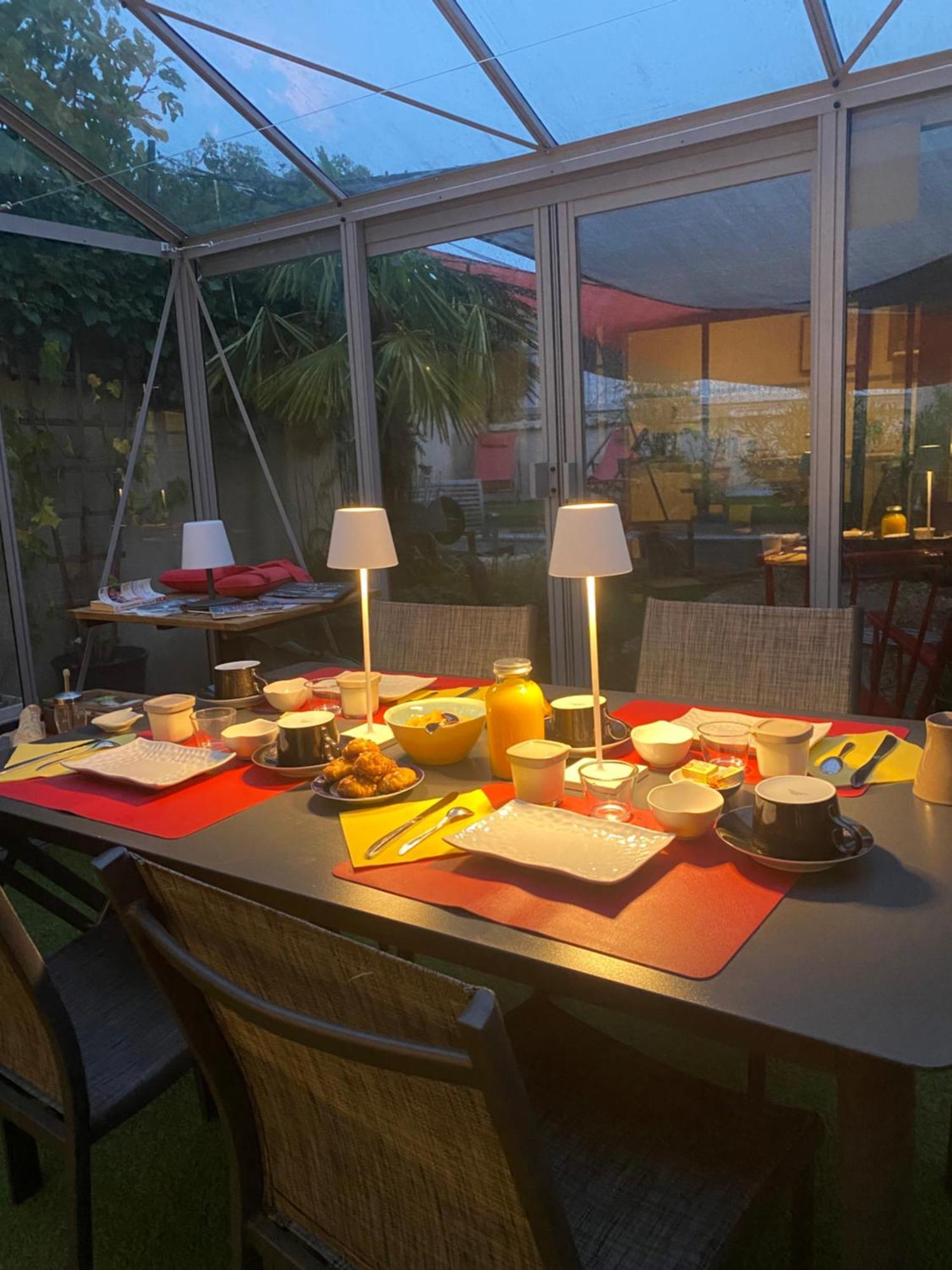 Suite En Terrasse A Cognac Eksteriør billede